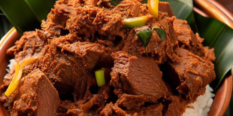 Rendang Indonésio: Carne Cozida Lentamente em Coco e Especiarias 2 Rendang Indonésio: Carne Cozida Lentamente em Coco e Especiarias