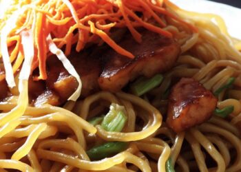 Receita de Yakisoba Simplesmente Deliciosa