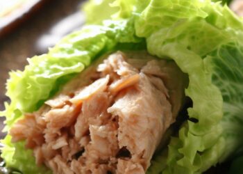 Wrap de Atum e Alface: Delícia Magra para uma Silhueta Perfeita!