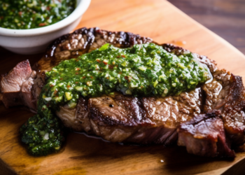 Delicioso Bife Ancho com Chimichurri: Prepare Molho Chimichurri Caseiro